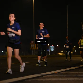 Runner Photo 7560767