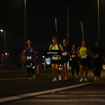 Runner Photo 7560771