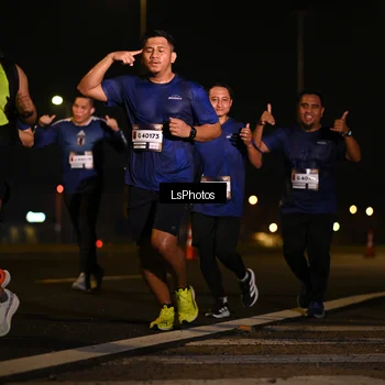 Runner Photo 7560784