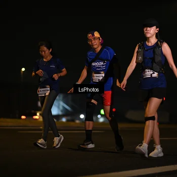 Runner Photo 7560806