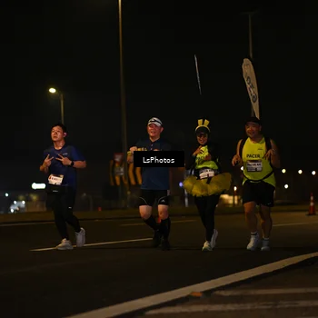 Runner Photo 7560854