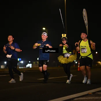 Runner Photo 7560859