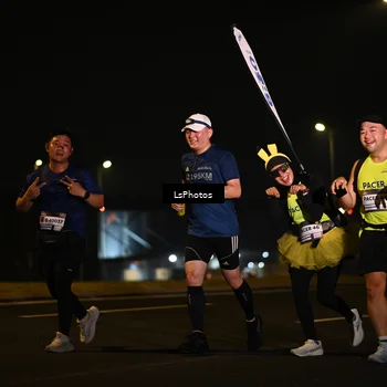 Runner Photo 7560863