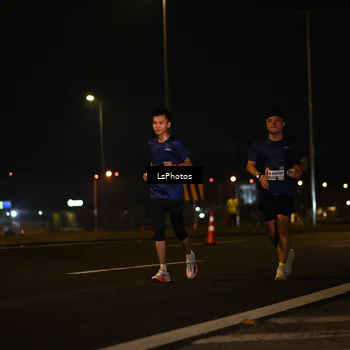 Runner Photo 7560874
