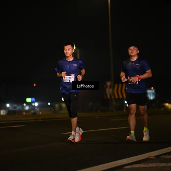 Runner Photo 7560876
