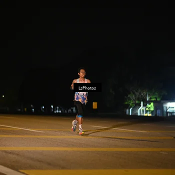 Runner Photo 7560900