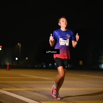 Runner Photo 7560920