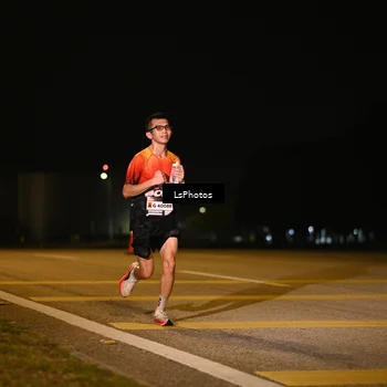 Runner Photo 7560924