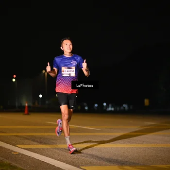 Runner Photo 7560931