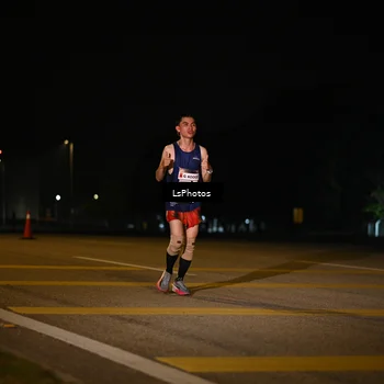 Runner Photo 7561025
