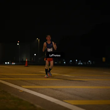 Runner Photo 7561026