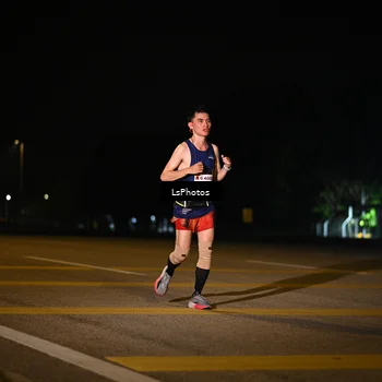 Runner Photo 7561030