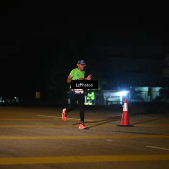 Runner Photo 7561040