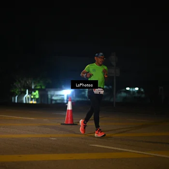 Runner Photo 7561044
