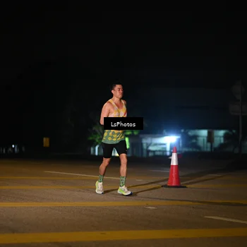 Runner Photo 7561048