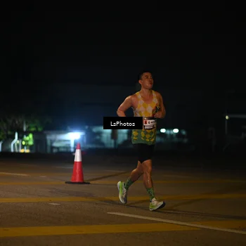 Runner Photo 7561053