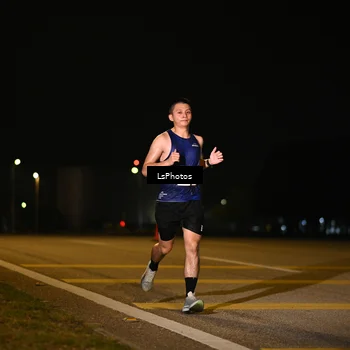 Runner Photo 7561054