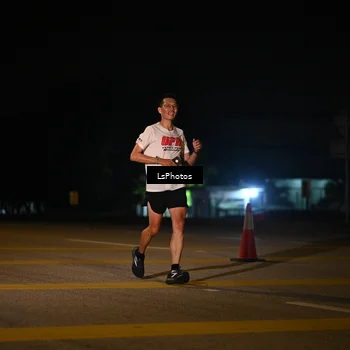 Runner Photo 7561076