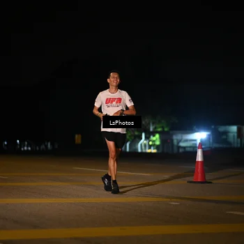 Runner Photo 7561077