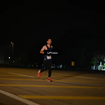 Runner Photo 7561091