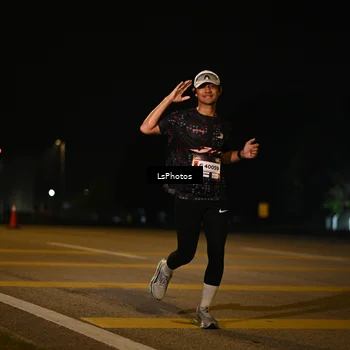 Runner Photo 7561118