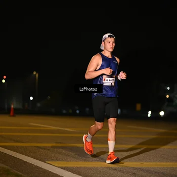 Runner Photo 7561123