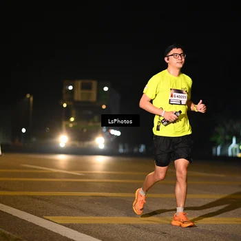 Runner Photo 7561131