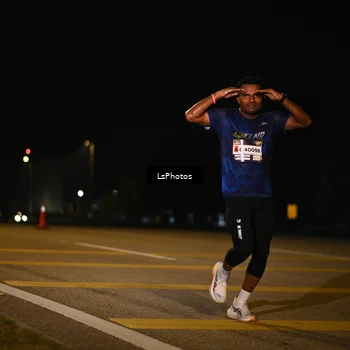 Runner Photo 7561137