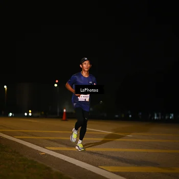 Runner Photo 7561164