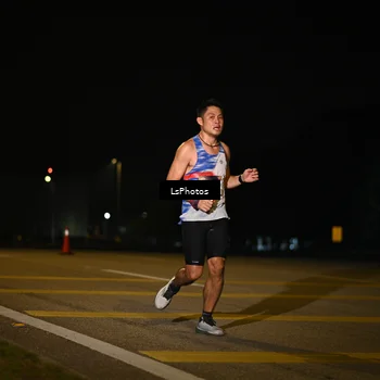 Runner Photo 7561174