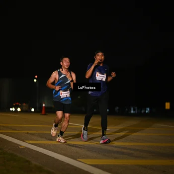 Runner Photo 7561190