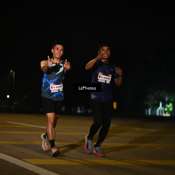 Runner Photo 7561192