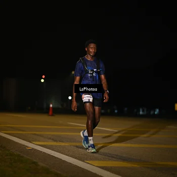 Runner Photo 7561238