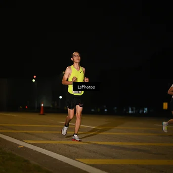 Runner Photo 7561257