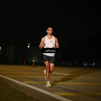 Runner Photo 7561298