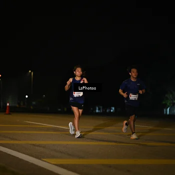Runner Photo 7561300