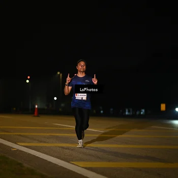 Runner Photo 7561346