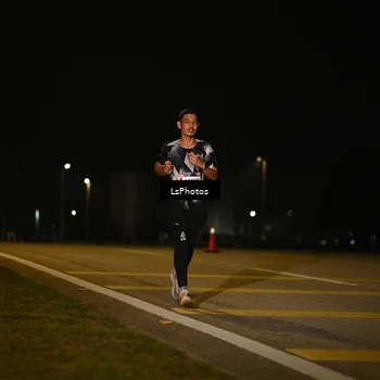 Runner Photo 7561360