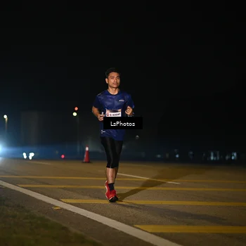 Runner Photo 7561376