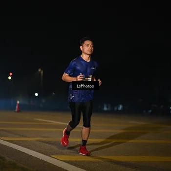 Runner Photo 7561377
