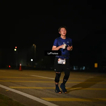 Runner Photo 7561398