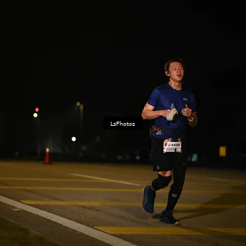 Runner Photo 7561402