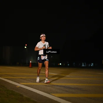 Runner Photo 7561405