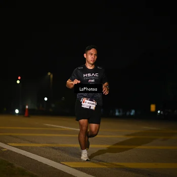 Runner Photo 7561418