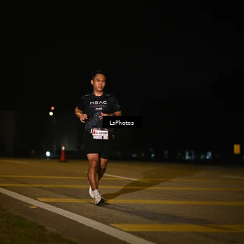 Runner Photo 7561420