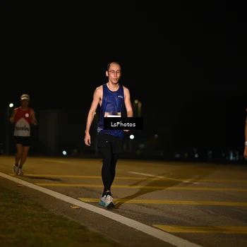 Runner Photo 7561422