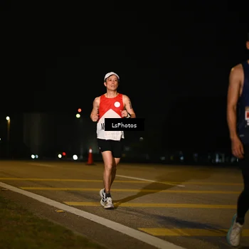 Runner Photo 7561426