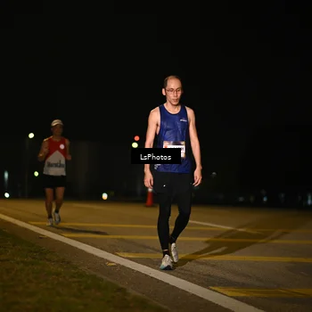 Runner Photo 7561431