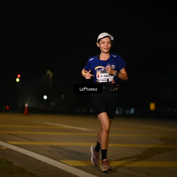 Runner Photo 7561438