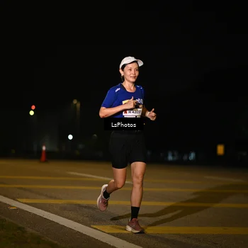Runner Photo 7561440